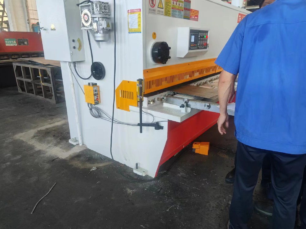 安全地毯的日常维护需要注意哪些方面