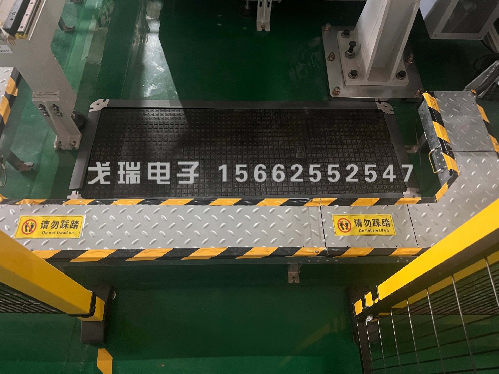 安全地毯与安全地毯控制器的搭配有什么特点