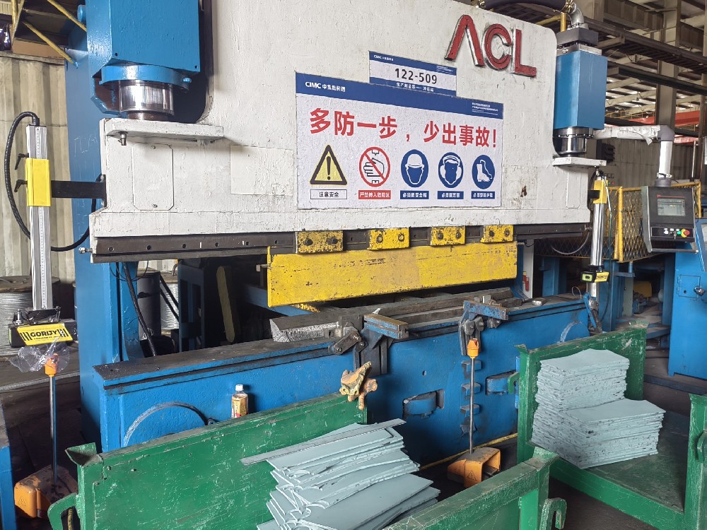 折弯机保护装置维护周期是多久